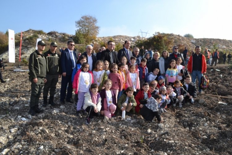Bursa Mustafakemalpaşa'da fidan dikim etkinliği d&uuml;zenlendi