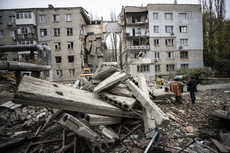 Ukrayna'da bir apartmana d&uuml;zenlenen f&uuml;ze saldırısında 7 kişi &ouml;ld&uuml;