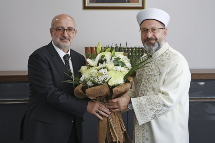 Diyanet Akademisi Başkanı Kaan d&uuml;zenlenen t&ouml;renle g&ouml;revine başladı