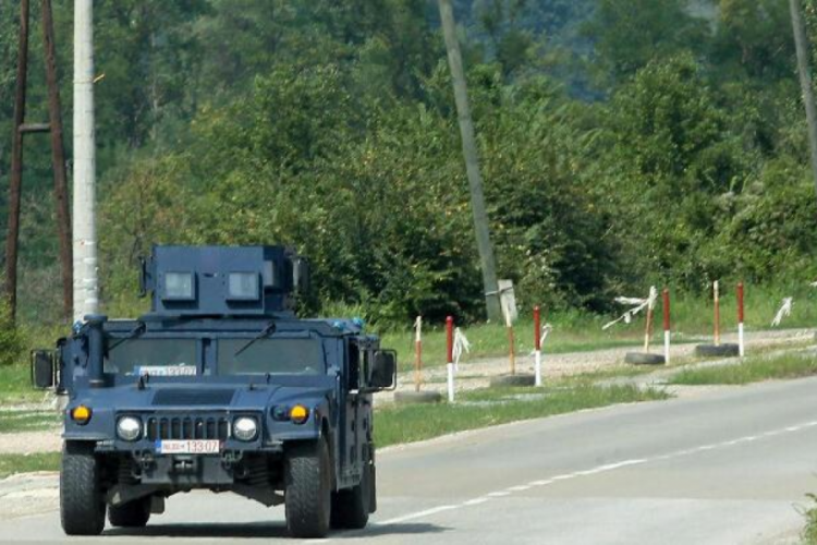 AB'den Kosova ve Sırbistan'a &ccedil;ağrı!
