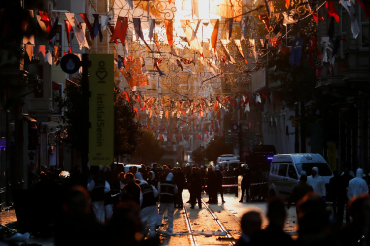 D&uuml;nyadan Beyoğlu'ndaki patlamaya ilişkin taziye mesajları