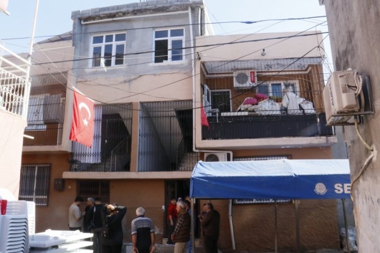 Ter&ouml;re kurban giden babanın taziye evinde ter&ouml;re lanet edildi!
