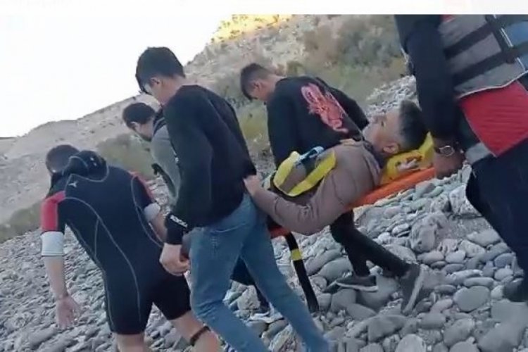 Şırnak'ta doğa gezisinde d&uuml;şt&uuml;, ayağı kırıldı