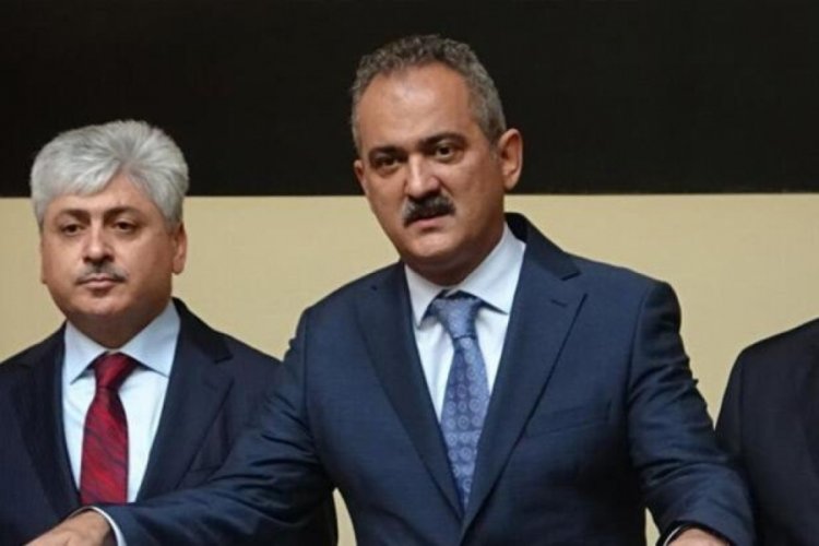 Bakan &Ouml;zer: Eğitimimizin kalitesini &ccedil;ok daha yukarı taşımak i&ccedil;in geziyoruz