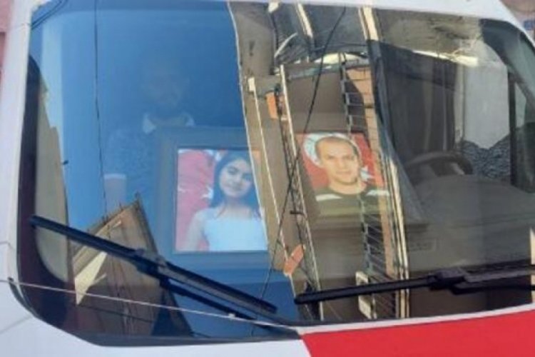 Ter&ouml;r saldırısında hayatını kaybeden baba-kıza acı veda