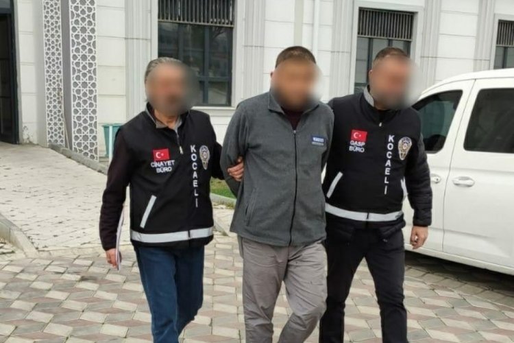 Kocaeli'nde oğlunu boğarak &ouml;ld&uuml;ren baba tutuklandı