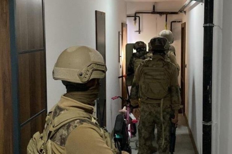 Mersin'de organize su&ccedil; &ouml;rg&uuml;tlerine şafak operasyonu