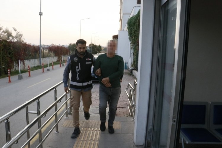 Adana'da sigorta şirketlerini dolandıran şebeke operasyonla yakalandı