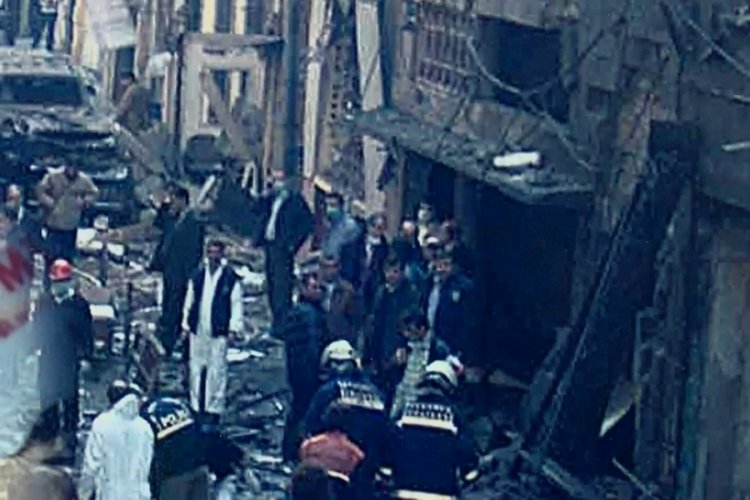 İstanbul'da 2003 yılında sinagog saldırılarında &ouml;lenler anıldı