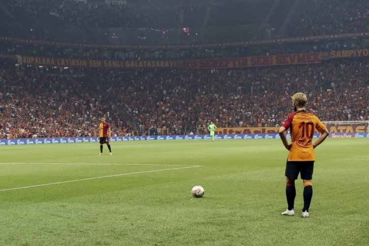 Mertens'ten Galatasaray taraftarına mesaj