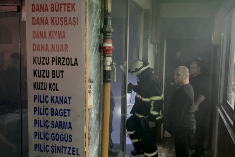 Yalova'da kasap d&uuml;kkanda yangın &ccedil;ıktı!