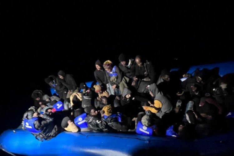 Muğla'da 80 d&uuml;zensiz g&ouml;&ccedil;men kurtarıldı