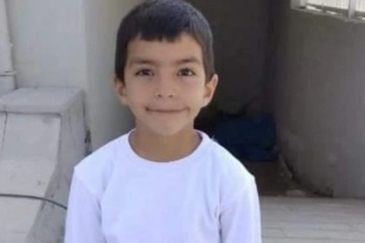 Konya'da 8 yaşındaki &ccedil;ocuk trakt&ouml;r ile r&ouml;mork arasında sıkışarak can verdi