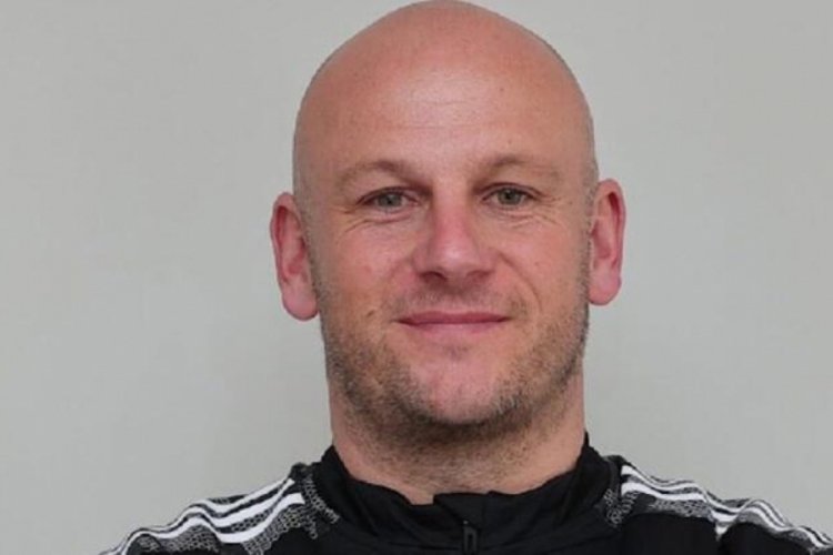 Beşiktaş'ın eski yardımcı antren&ouml;r&uuml; Adam Murray 6. Lig'e d&uuml;şt&uuml;!