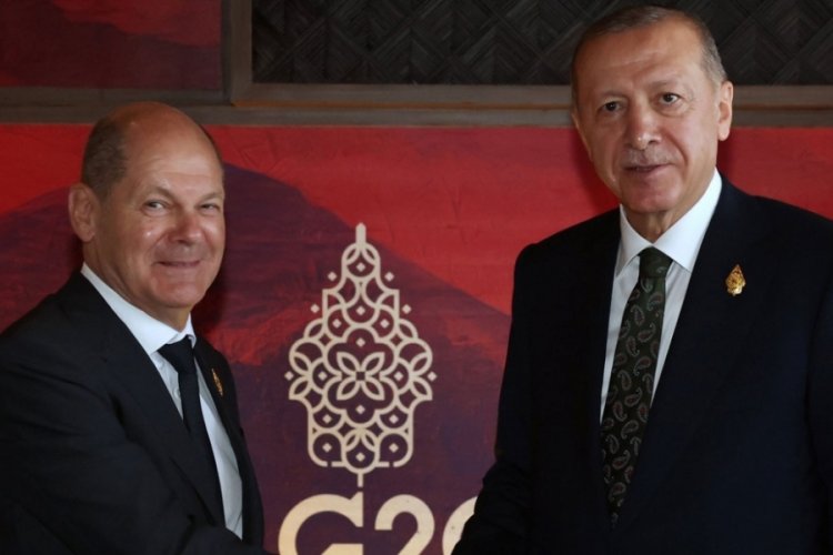 Cumhurbaşkanı Erdoğan Scholz ile g&ouml;r&uuml;şt&uuml;