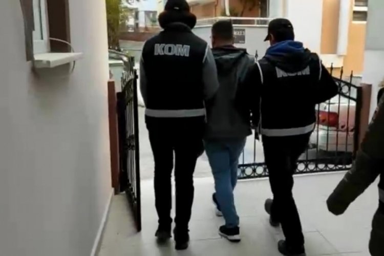 Balıkesir'de su&ccedil; &ouml;rg&uuml;t&uuml;ne y&ouml;nelik operasyon: 15 g&ouml;zaltı