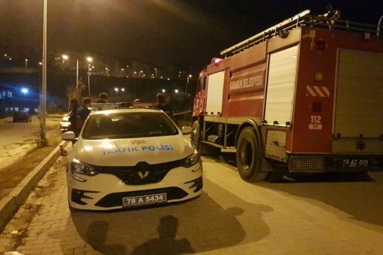 Karab&uuml;k'te direksiyon başında kalp krizi ge&ccedil;iren adam yaşamını yitirdi