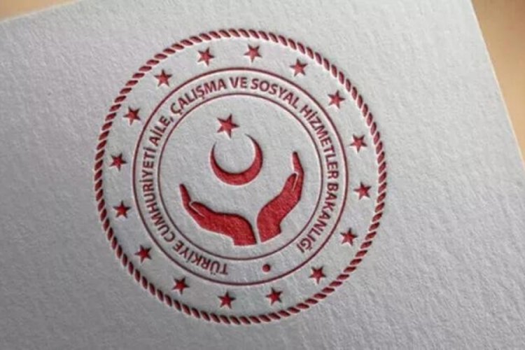 T&uuml;rk bebek eşcinsel &ccedil;iftten alınarak koruyucu aileye verildi