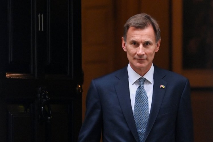 Jeremy Hunt: İngiltere ekonomisi resesyonda
