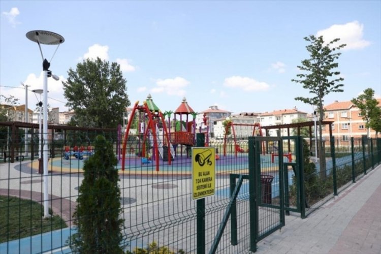 Bursa İneg&ouml;l'de parklar 7/24 g&ouml;zetim altında