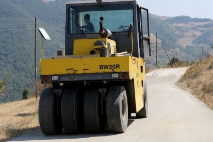 Sakarya Taraklı'da ulaşıma yapılan yatırımlar s&uuml;r&uuml;yor