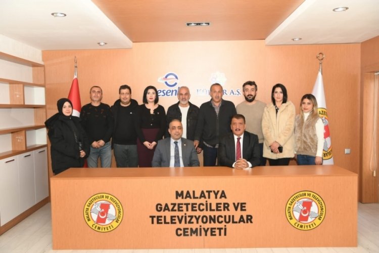 Malatya B&uuml;y&uuml;kşehir Belediye Başkanı G&uuml;rkan: Toplumun 5 duyu organı da gazetecilerdir