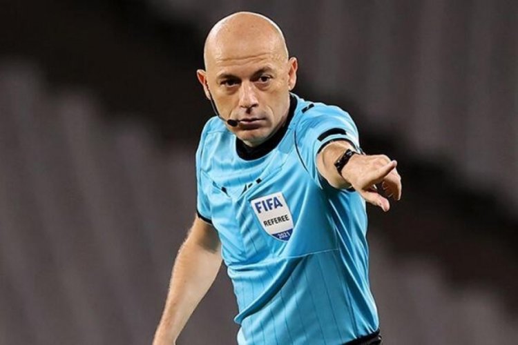 C&uuml;neyt &Ccedil;akır'a tarihi j&uuml;bile