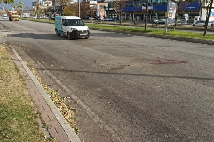 Bursa'da ters y&ouml;ne giden at arabasına midib&uuml;s &ccedil;arptı