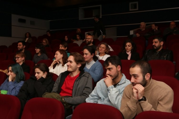 Bursa Nil&uuml;fer'de Aydın Orak "Sabırsızlık Zamanı"nı anlattı