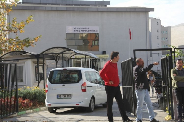 Bursa'da uzman ve baş&ouml;ğretmenlik sınavına 19 bin &ouml;ğretmen katıldı