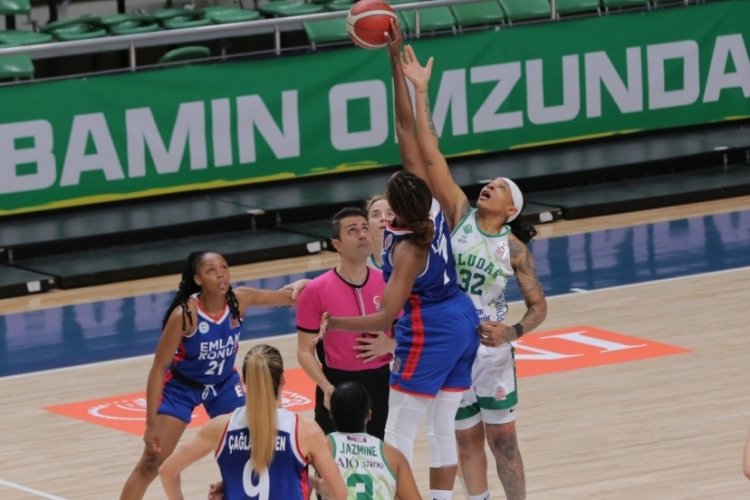 Uludağ Basketbol 5 sayı farkla mağlup oldu