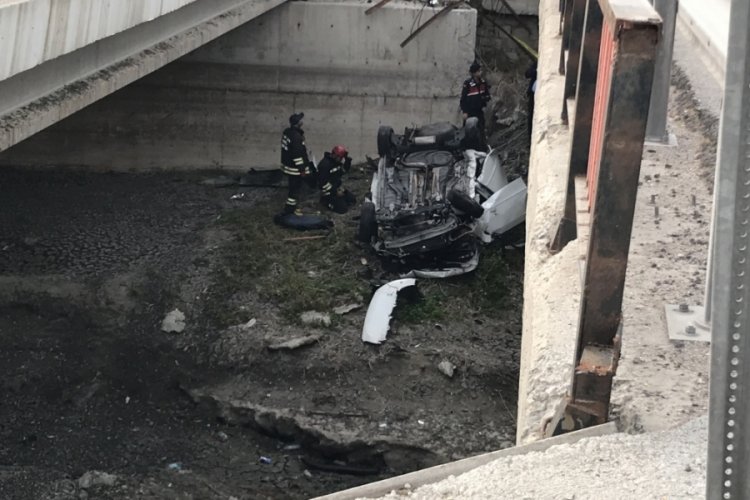 Konya'da feci kaza! Tahliye kanalına u&ccedil;tu: 3 &ouml;l&uuml;
