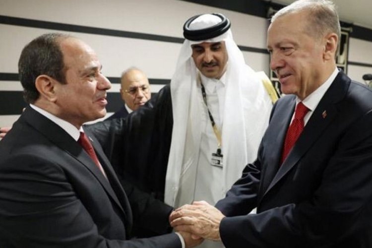 Erdoğan, Sisi ile bir araya geldi