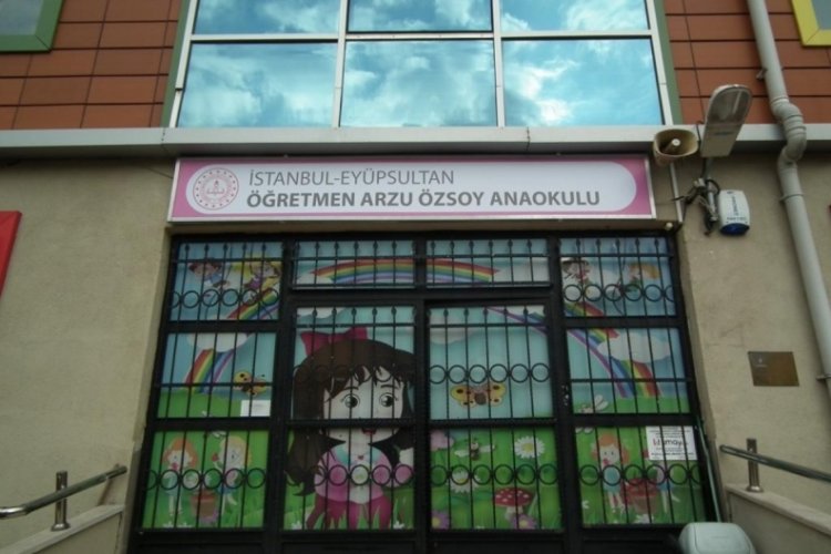 Ter&ouml;r saldırısında hayatını kaybeden &ouml;ğretmen ve &ouml;ğrencilerin isimleri okullarda yaşatılacak