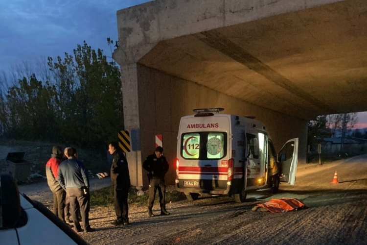 Tokat'ta yolun karşısına ge&ccedil;erken minib&uuml;s &ccedil;arptı, hayatını kaybetti