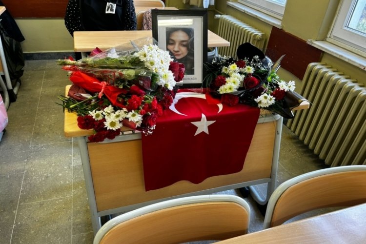 Ter&ouml;r saldırısında hayatını kaybeden Yağmur okulunda anıldı