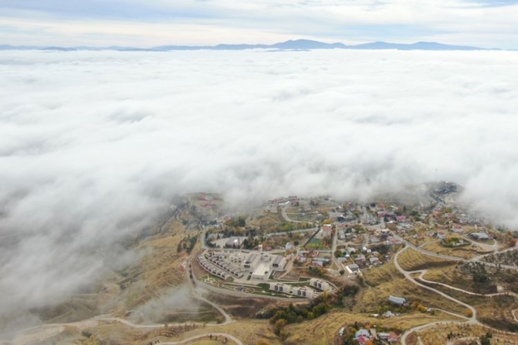 Elazığ sis denizinde kayboldu