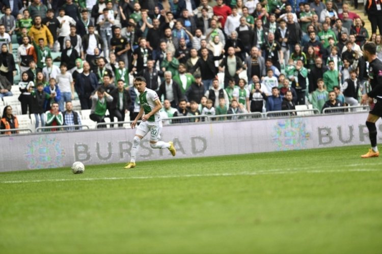 Bursaspor Fuchs Sports'ta lider
