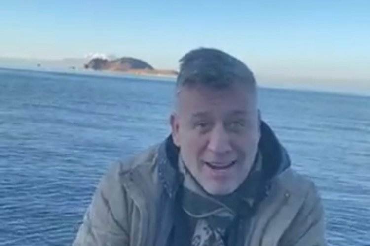Metin Şent&uuml;rk "Van G&ouml;l&uuml; canavarı"nı aramaya &ccedil;ıktı