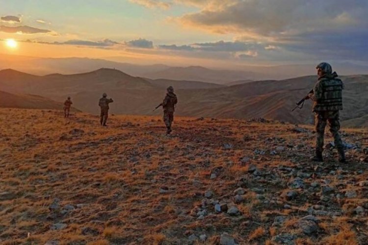MSB: 13 kişi sınırlarda yakalandı