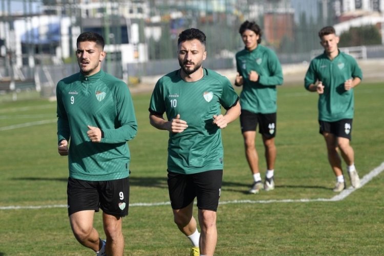 Bursaspor, Arnavutk&ouml;y Belediyespor hazırlıklarına başladı