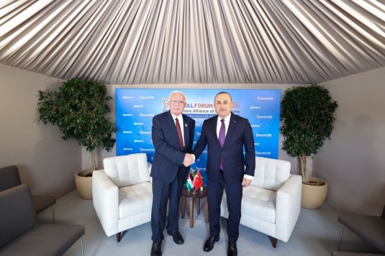 Bakan &Ccedil;avuşoğlu, Filistinli mevkidaşı Malki ile g&ouml;r&uuml;şt&uuml;