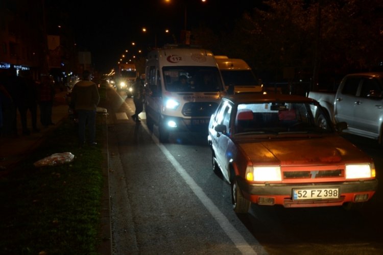 Ordu'da otomobilin &ccedil;arptığı yaya s&uuml;r&uuml;klendi