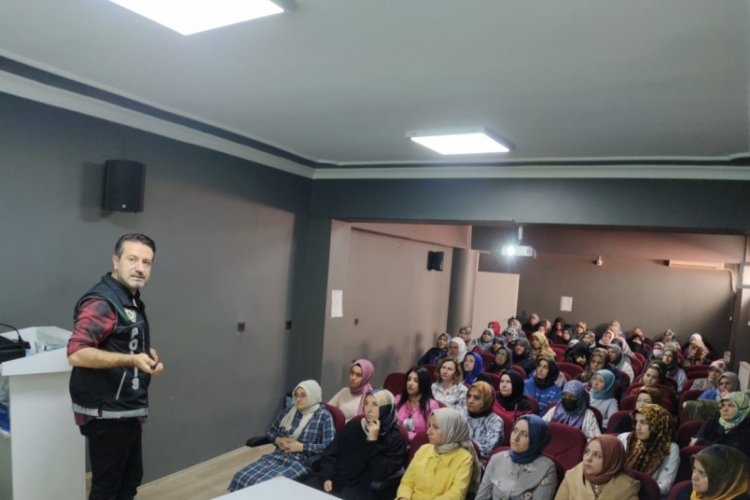 Bursa'da en iyi narkotik polisi 'anne' konferansı