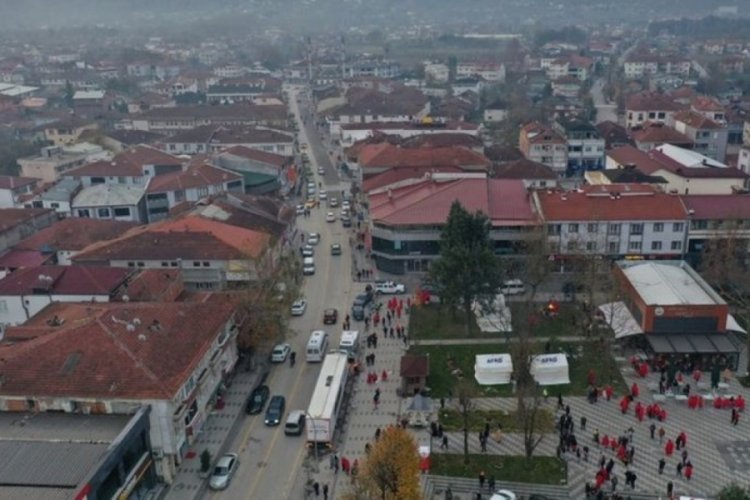 D&uuml;zce Belediye Başkanı: Deprem y&ouml;netmeliğini harfiyen uygulayan bir şehiriz