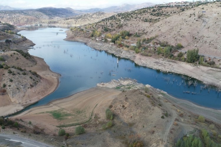 Sivas'ın 15-20 g&uuml;nl&uuml;k suyu kaldı