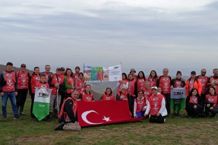 TEMA vakfı Ortak&ouml;y, H&ouml;y&uuml;ktepe parkurunda toprağa saygı i&ccedil;in y&uuml;r&uuml;d&uuml;