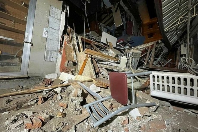 D&uuml;zce'de deprem nedeniyle boşaltılan evlere hızsızlar akın etti