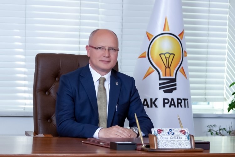 Ak parti il başkanı Davut G&uuml;rkan: Fedakarlık timsali &ouml;ğretmenlerimiz, geleceğimize ışık oluyor