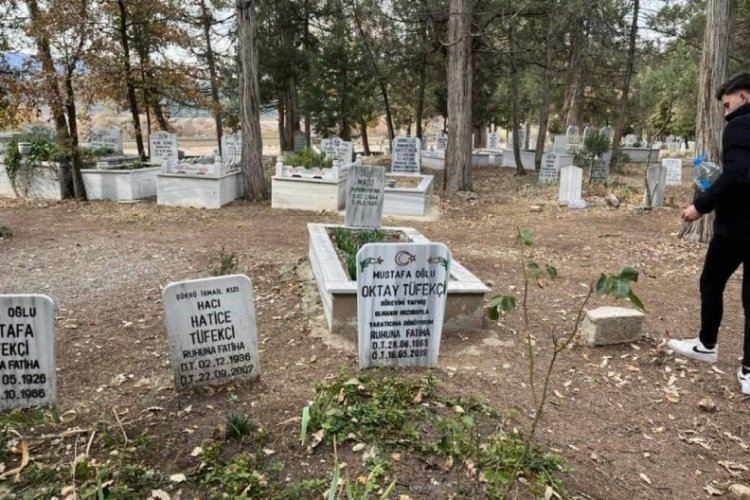 Bursa'da dağ y&ouml;resinin en sevilen &ouml;ğretmelerini &ouml;ğrencileri unutmadı